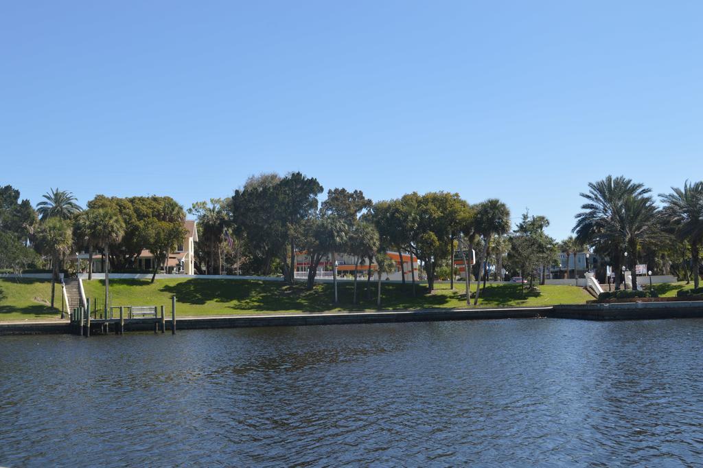 Tarpon Inn Tarpon Springs Ngoại thất bức ảnh